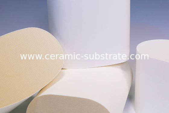 Купить Polished Surface Finish Ceramic Substrates for Pneumatic Type Systems Diesel Oxidation Catalyst Applications Durable Performance online manufacture
